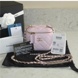 Chanel 22p small vanity baby pink bag